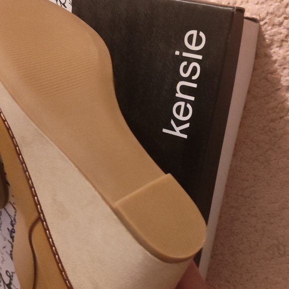 Kensie hatley  Tan Wedge Ankle Boots - Picture 4 of 7